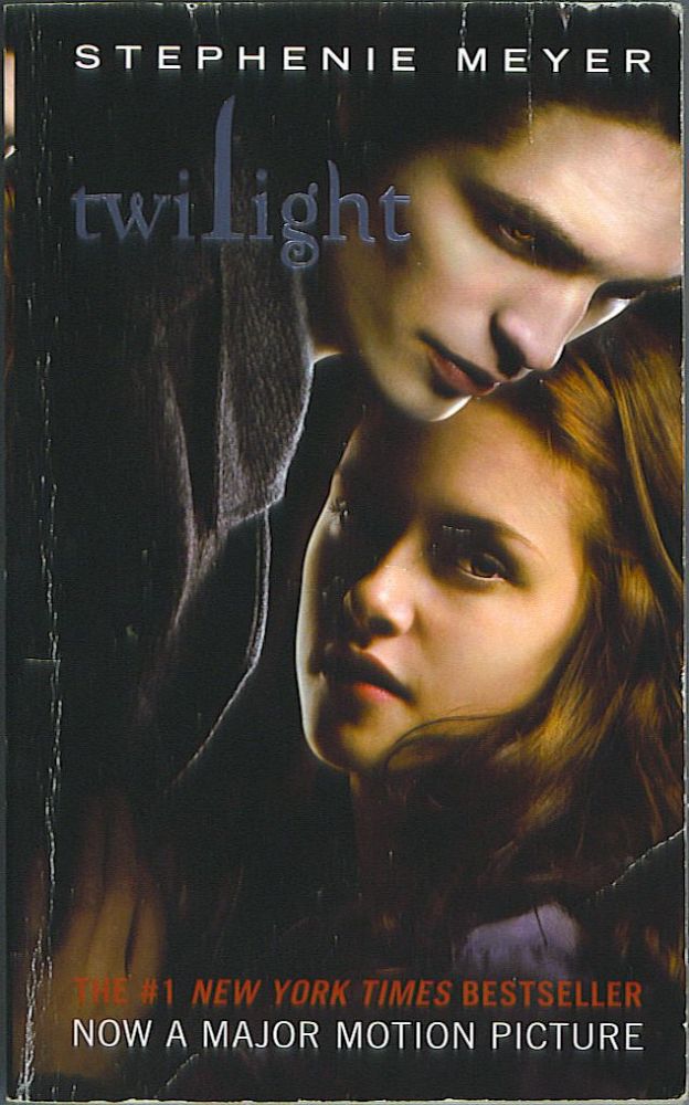 Item #439 Twilight. Stephenie Meyer.